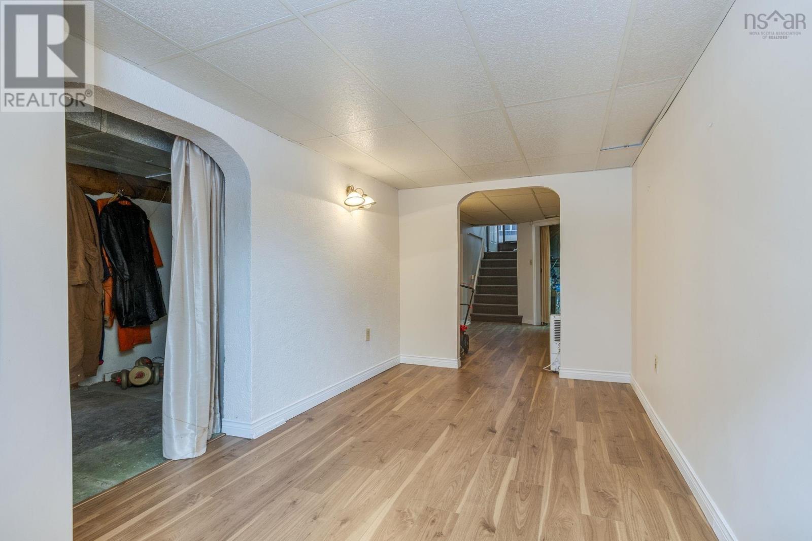 24 Penhorn Drive, Dartmouth, NS - Indoor Photo Showing Other Room