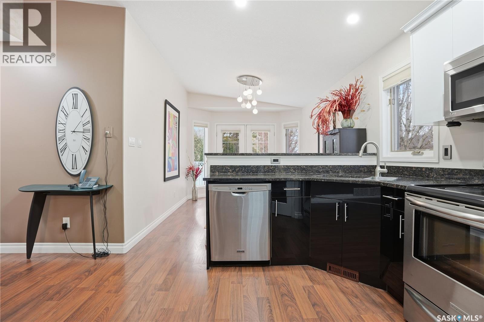 2804 St Andrews Road, Regina, SK - Indoor Photo Showing Kitchen