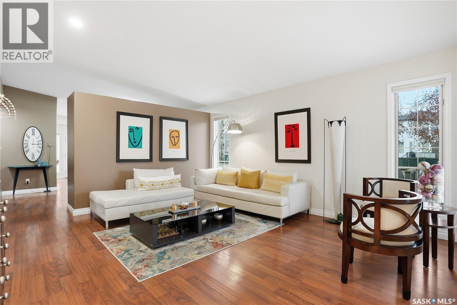 2804 St Andrews Road, Regina, SK - Indoor Photo Showing Living Room