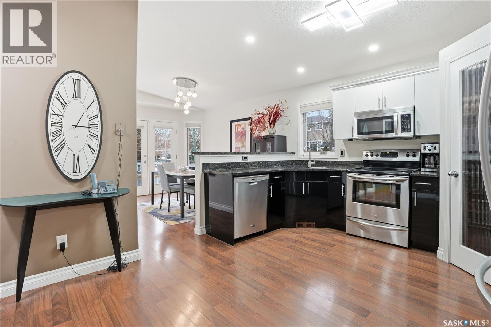 2804 St Andrews Road, Regina, SK - Indoor Photo Showing Kitchen