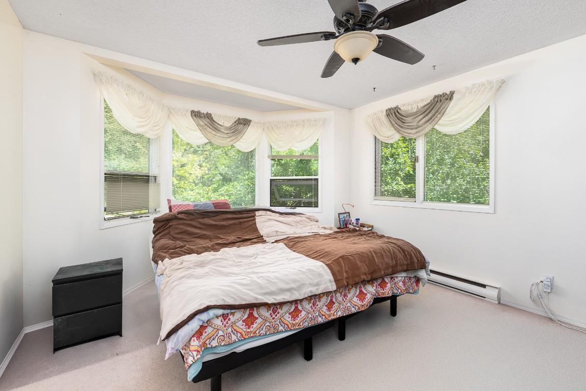 1270 Fox Tree Road, Lister, BC - Indoor Photo Showing Bedroom