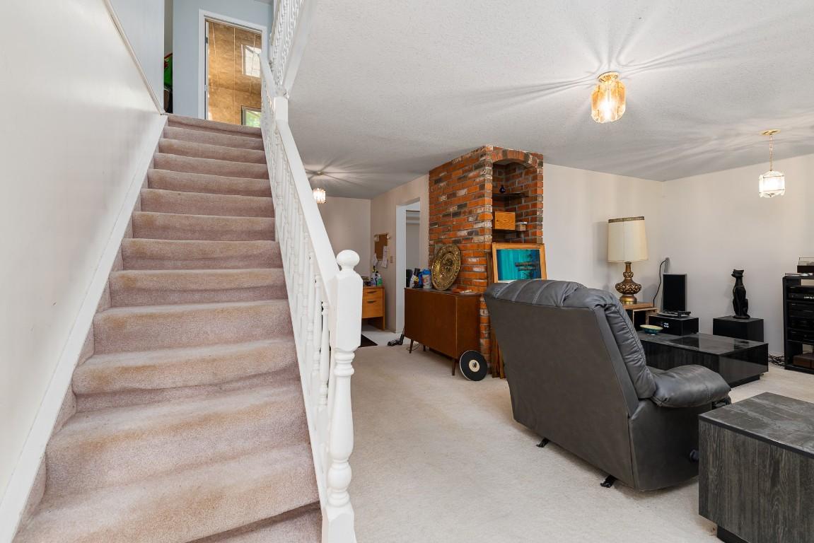 1270 Fox Tree Road, Lister, BC - Indoor Photo Showing Other Room