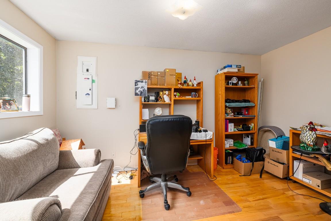 1270 Fox Tree Road, Lister, BC - Indoor Photo Showing Other Room