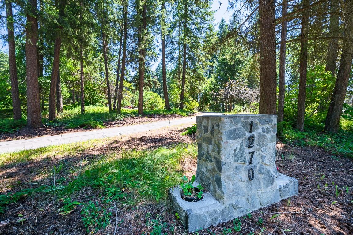 1270 Fox Tree Road, Lister, BC - Outdoor
