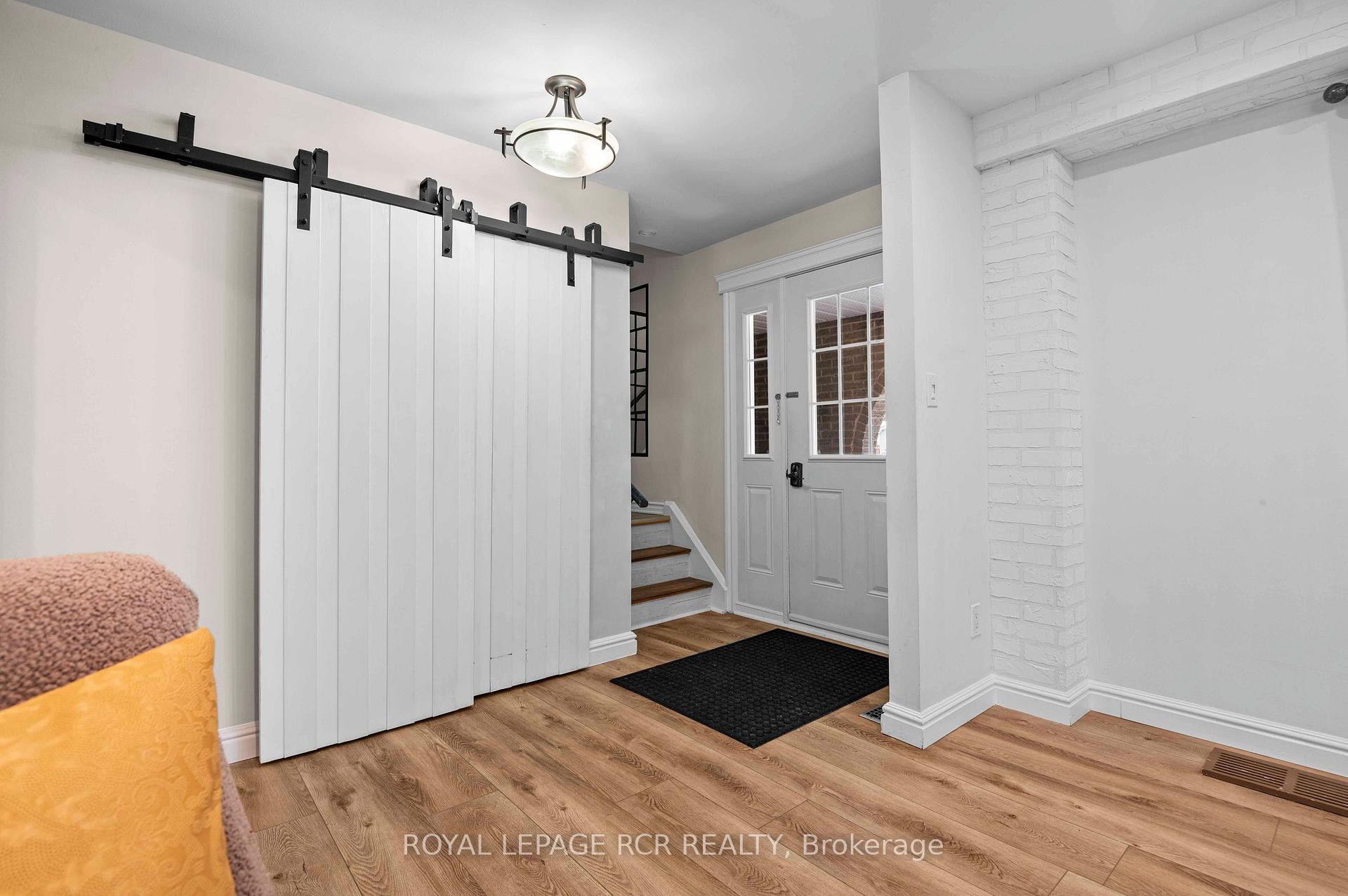 18 Spruyt Avenue, East Luther Grand Valley, ON - Indoor Photo Showing Other Room