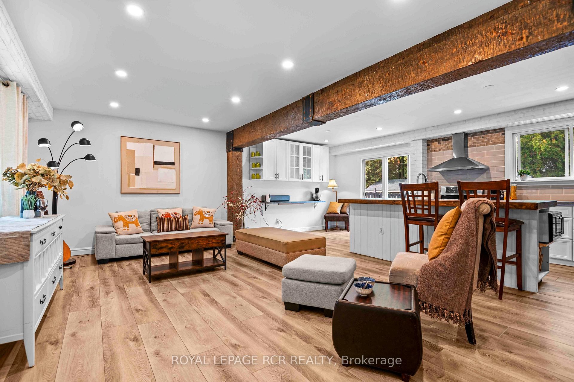 18 Spruyt Avenue, East Luther Grand Valley, ON - Indoor