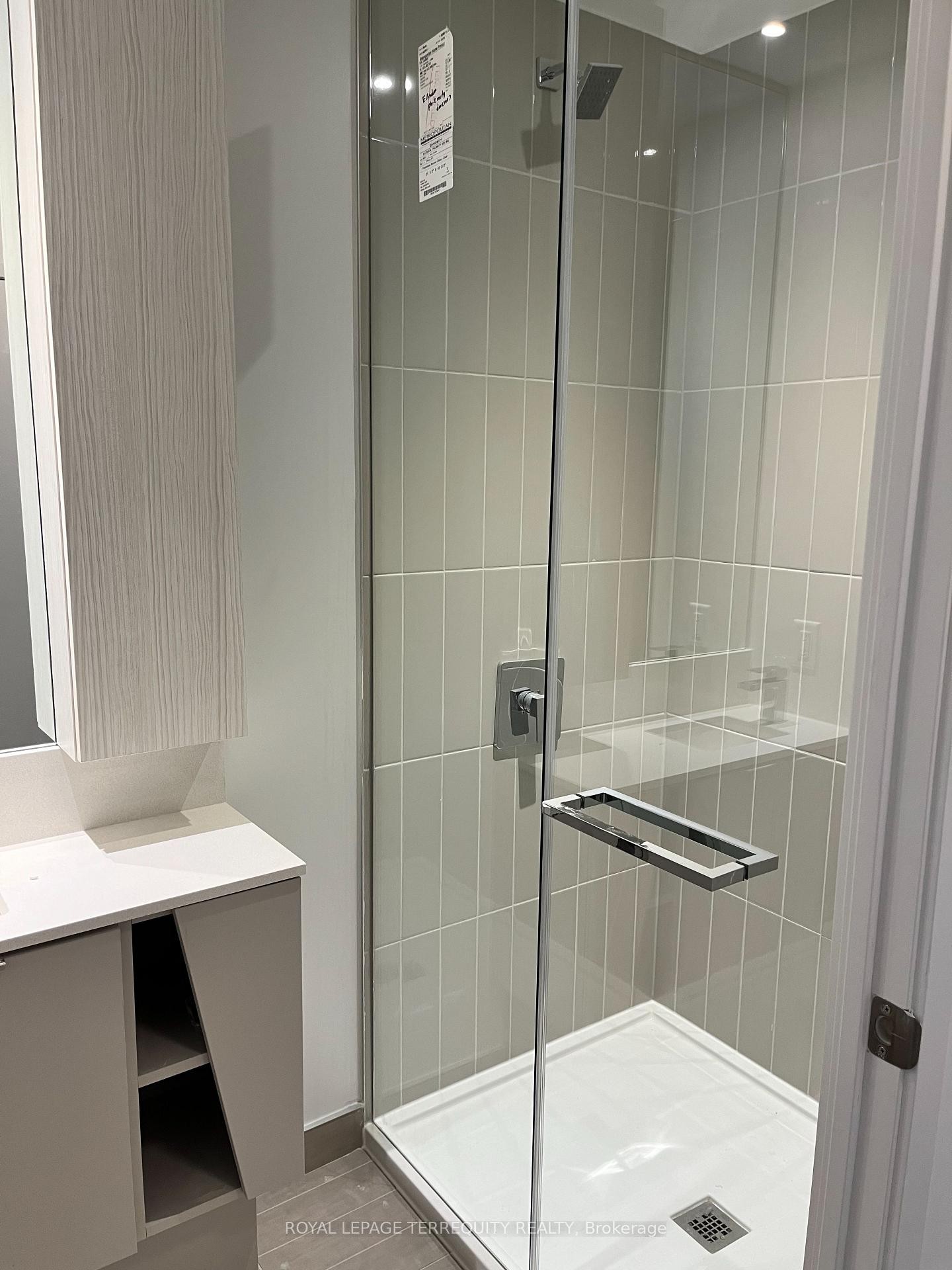 4611-3883 Quartz Road, Mississauga, ON - Indoor Photo Showing Bathroom