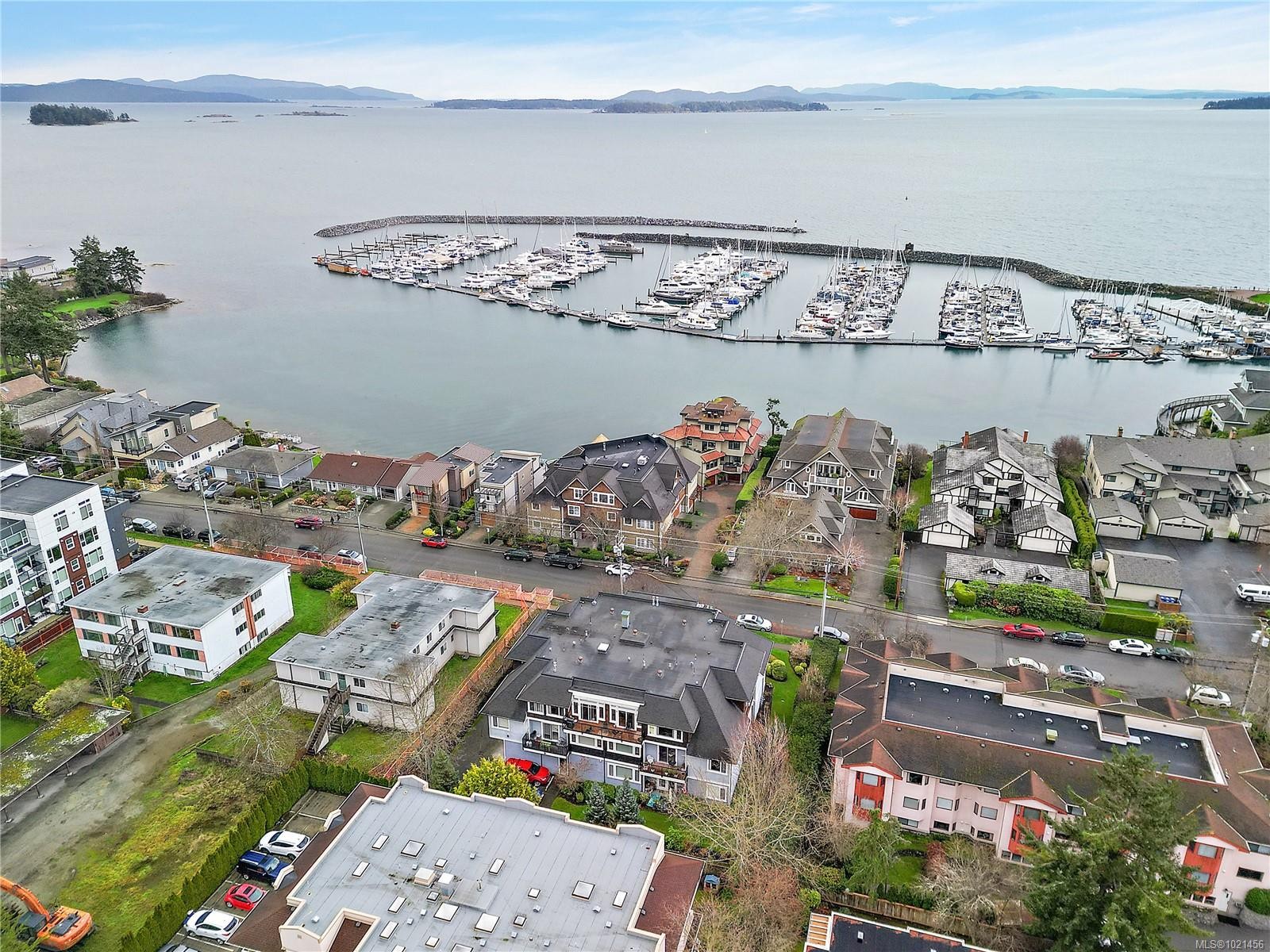 303-9942 Third St, Sidney, BC - Outdoor With Body Of Water With View