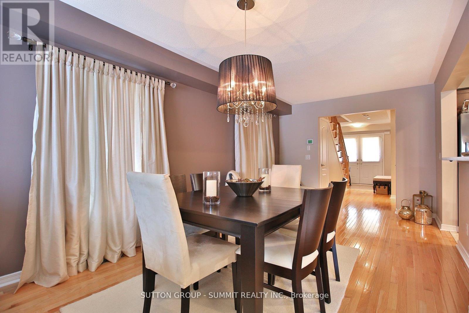 3122 Cabano Crescent, Mississauga, ON - Indoor Photo Showing Dining Room