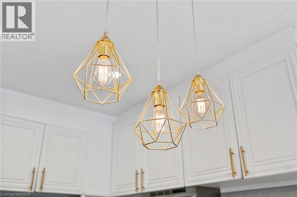 67 Glendale Avenue N, Hamilton, ON - Indoor Photo Showing Other Room