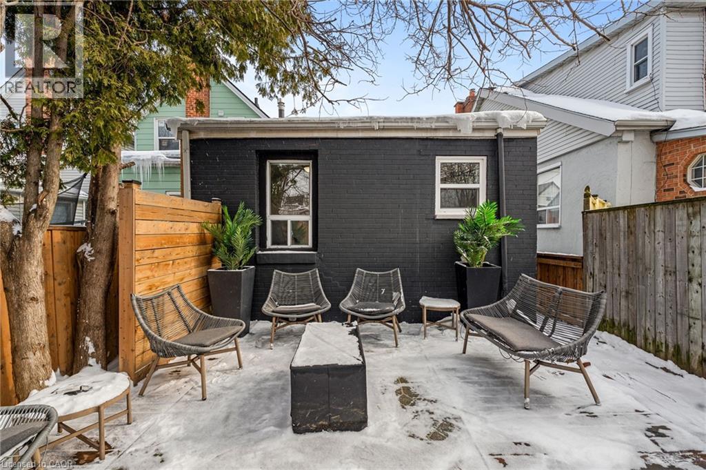 67 Glendale Avenue N, Hamilton, ON - Outdoor With Deck Patio Veranda