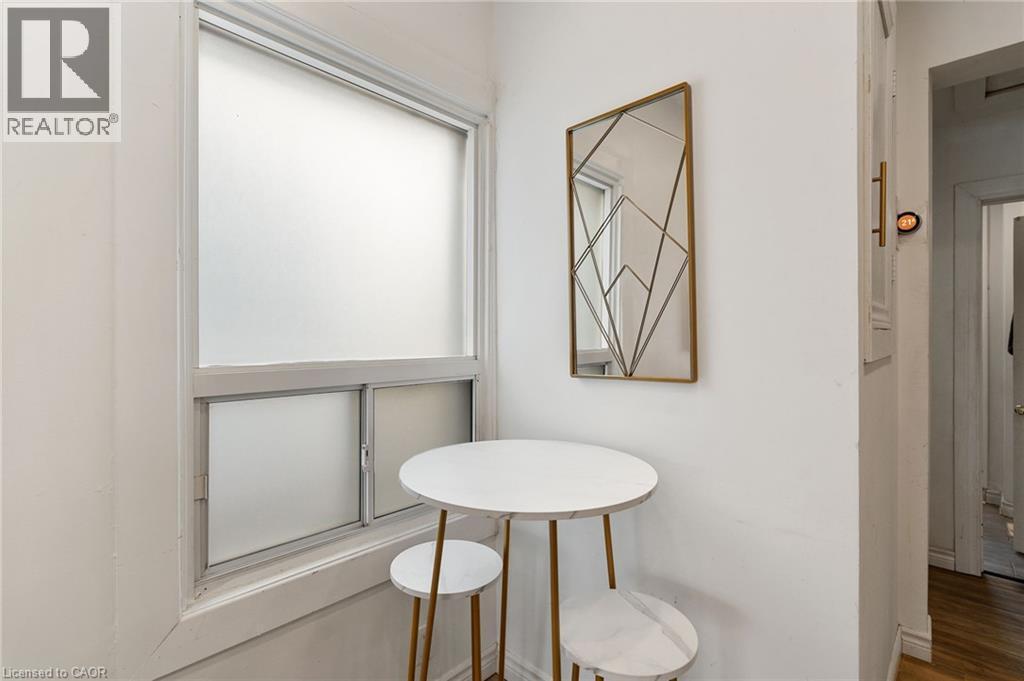 67 Glendale Avenue N, Hamilton, ON - Indoor