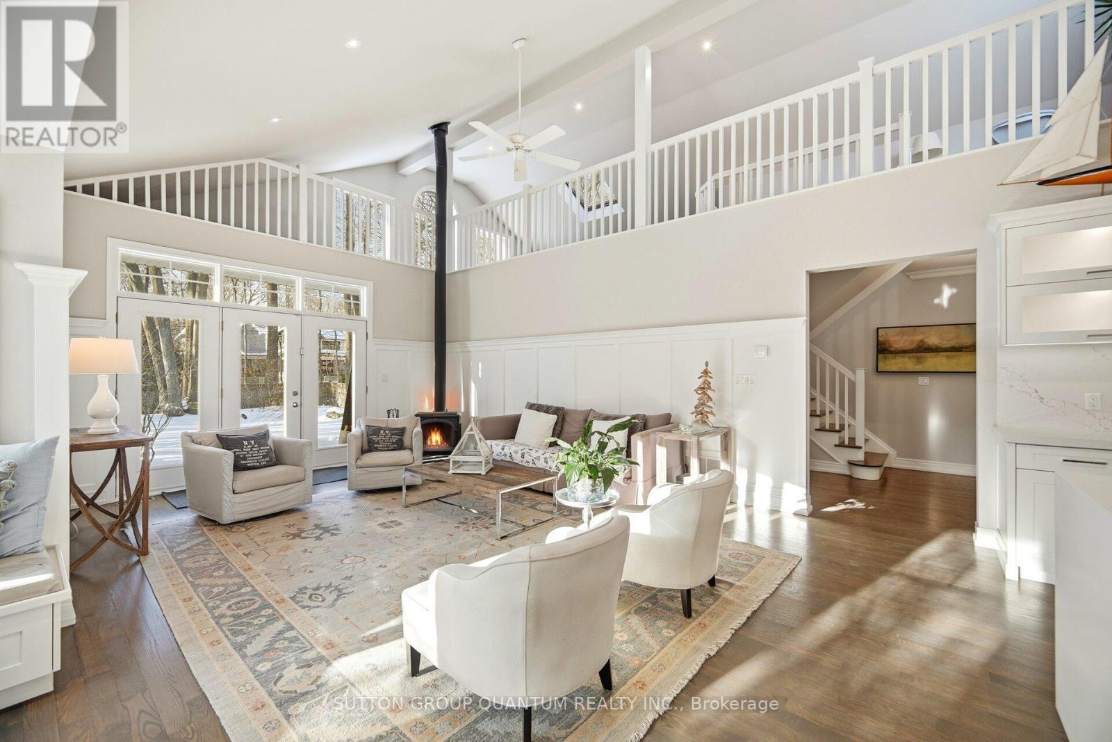 133 Mineola Road E, Mississauga, ON - Indoor