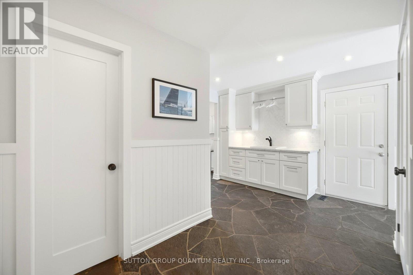 133 Mineola Road E, Mississauga, ON - Indoor Photo Showing Other Room
