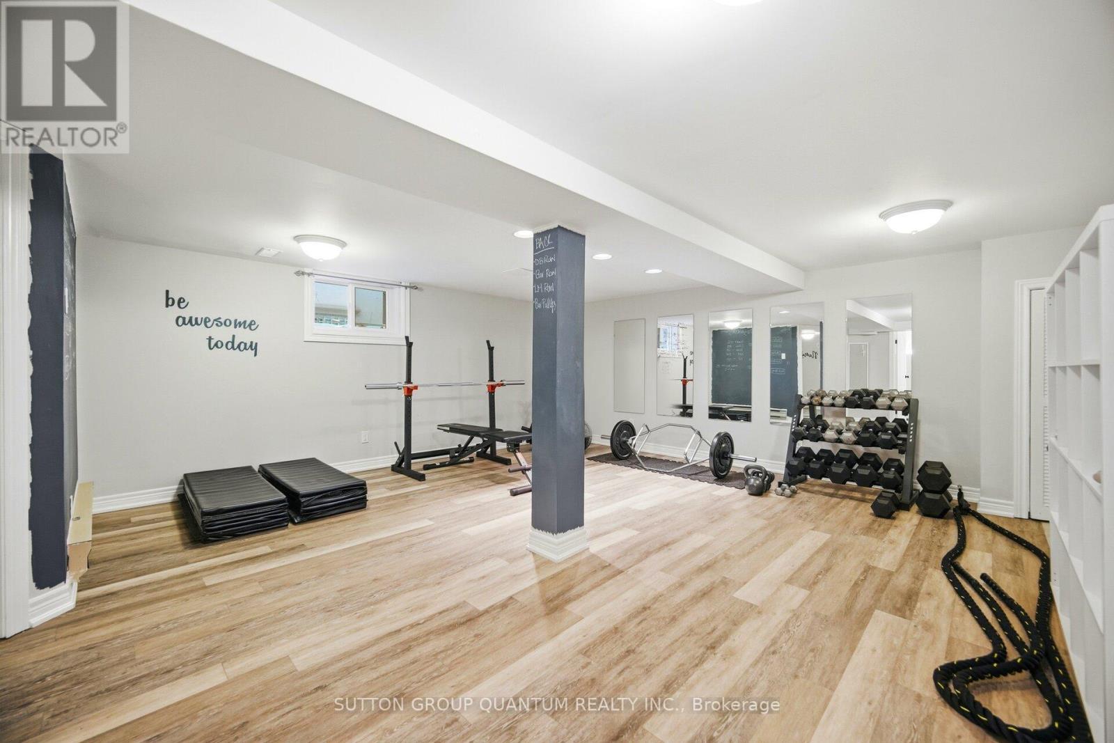 133 Mineola Road E, Mississauga, ON - Indoor Photo Showing Gym Room