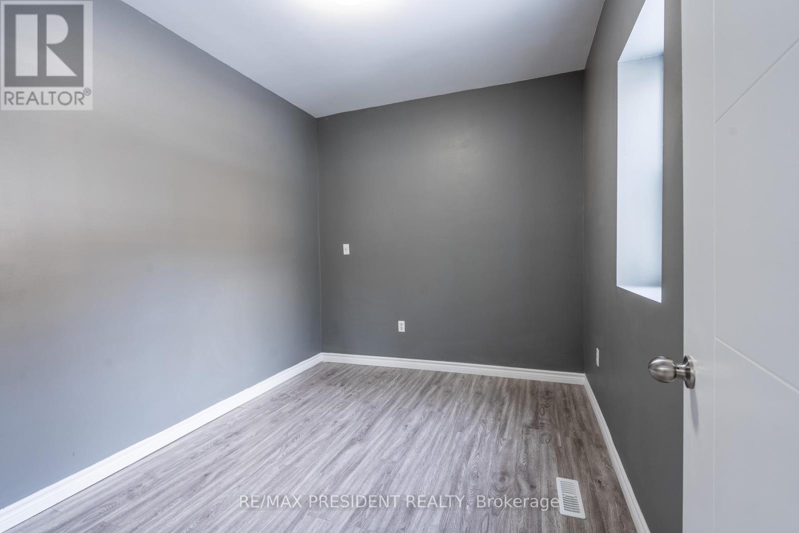 37 Catherine Street, St. Catharines, ON - Indoor Photo Showing Other Room