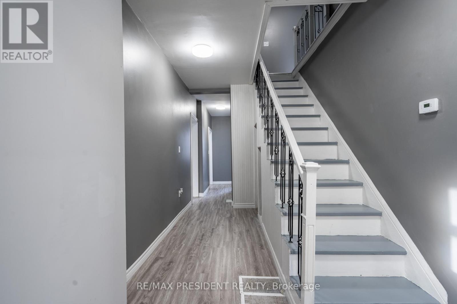 37 Catherine Street, St. Catharines, ON - Indoor Photo Showing Other Room