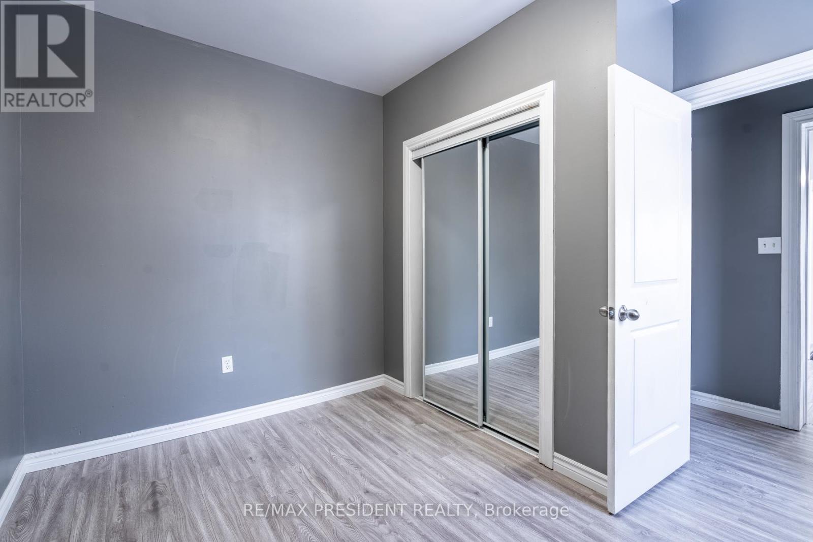 37 Catherine Street, St. Catharines, ON - Indoor Photo Showing Other Room