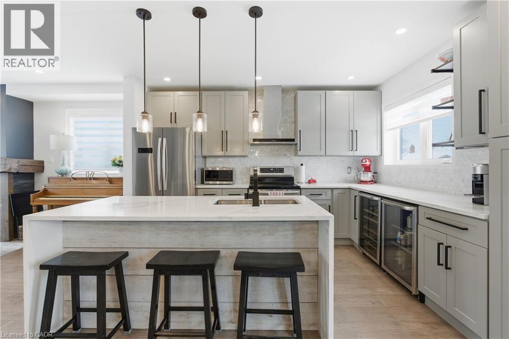 49 Brucedale Avenue E, Hamilton, ON - Indoor Photo Showing Kitchen With Stainless Steel Kitchen With Upgraded Kitchen