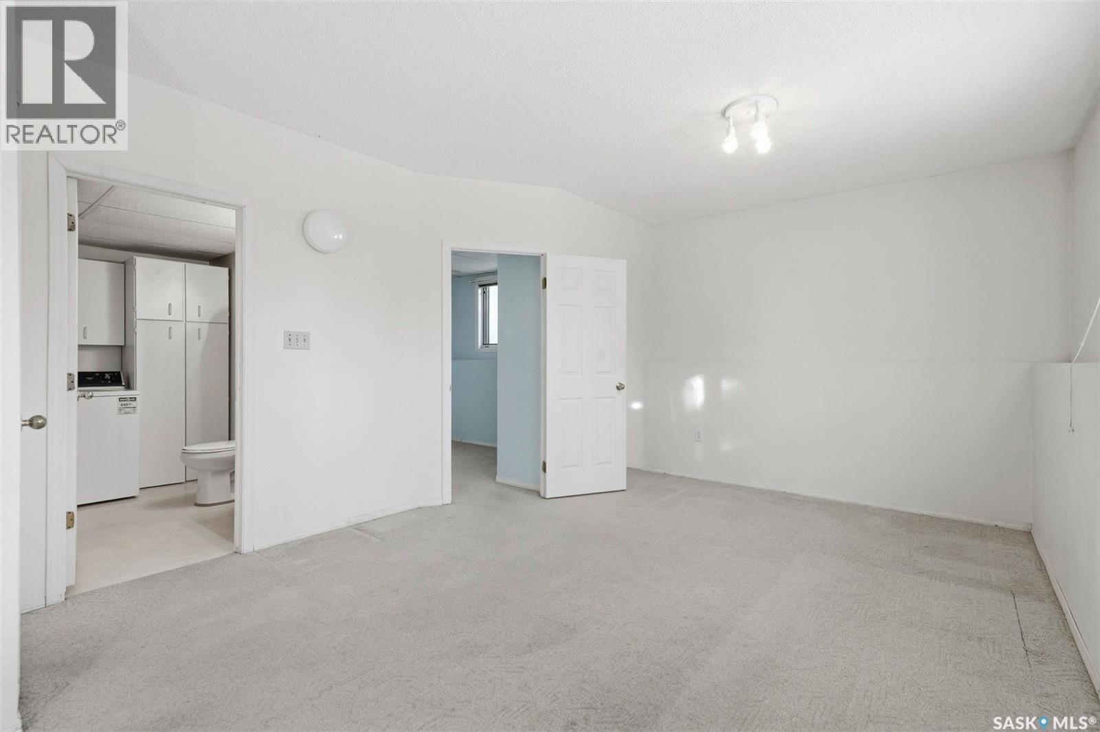 110 Cowley Road, Saskatoon, SK - Indoor Photo Showing Other Room