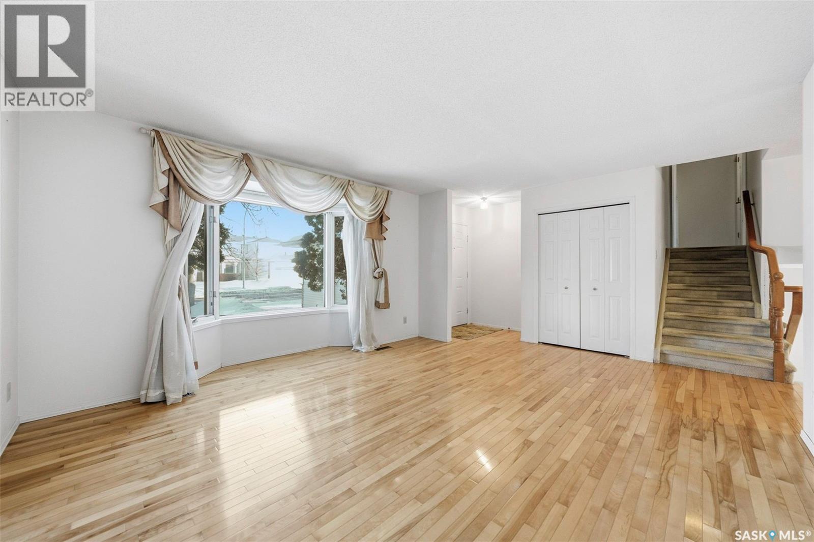 110 Cowley Road, Saskatoon, SK - Indoor Photo Showing Other Room