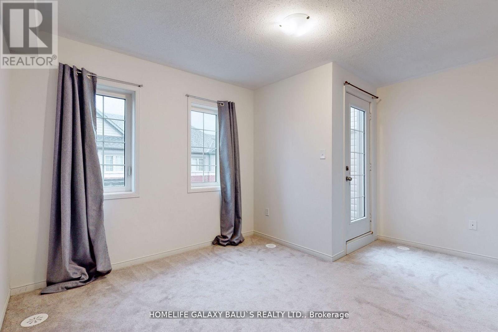 46 Filly Path, Oshawa, ON - Indoor Photo Showing Other Room