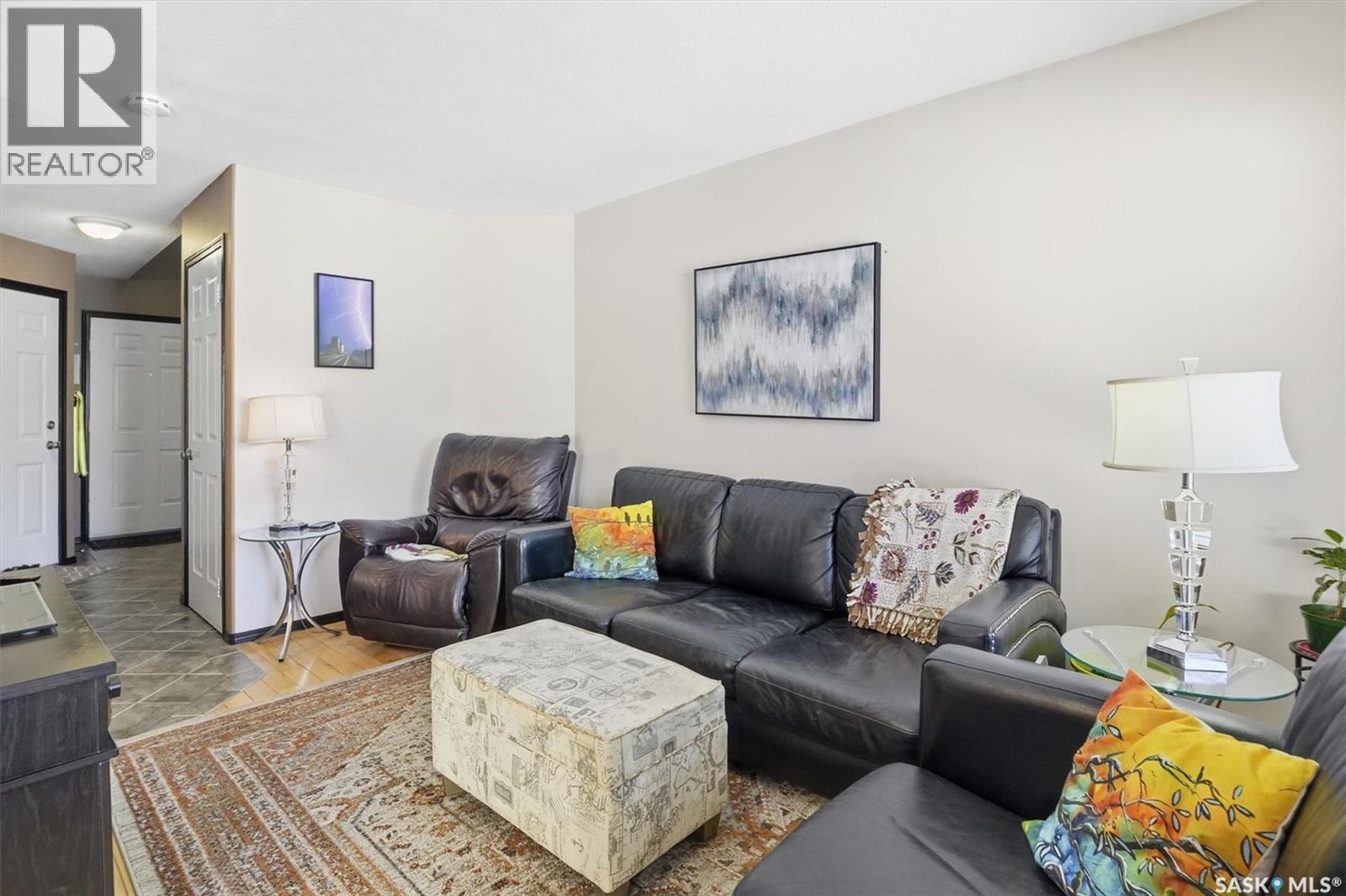 14 215 Pinehouse Drive, Saskatoon, SK