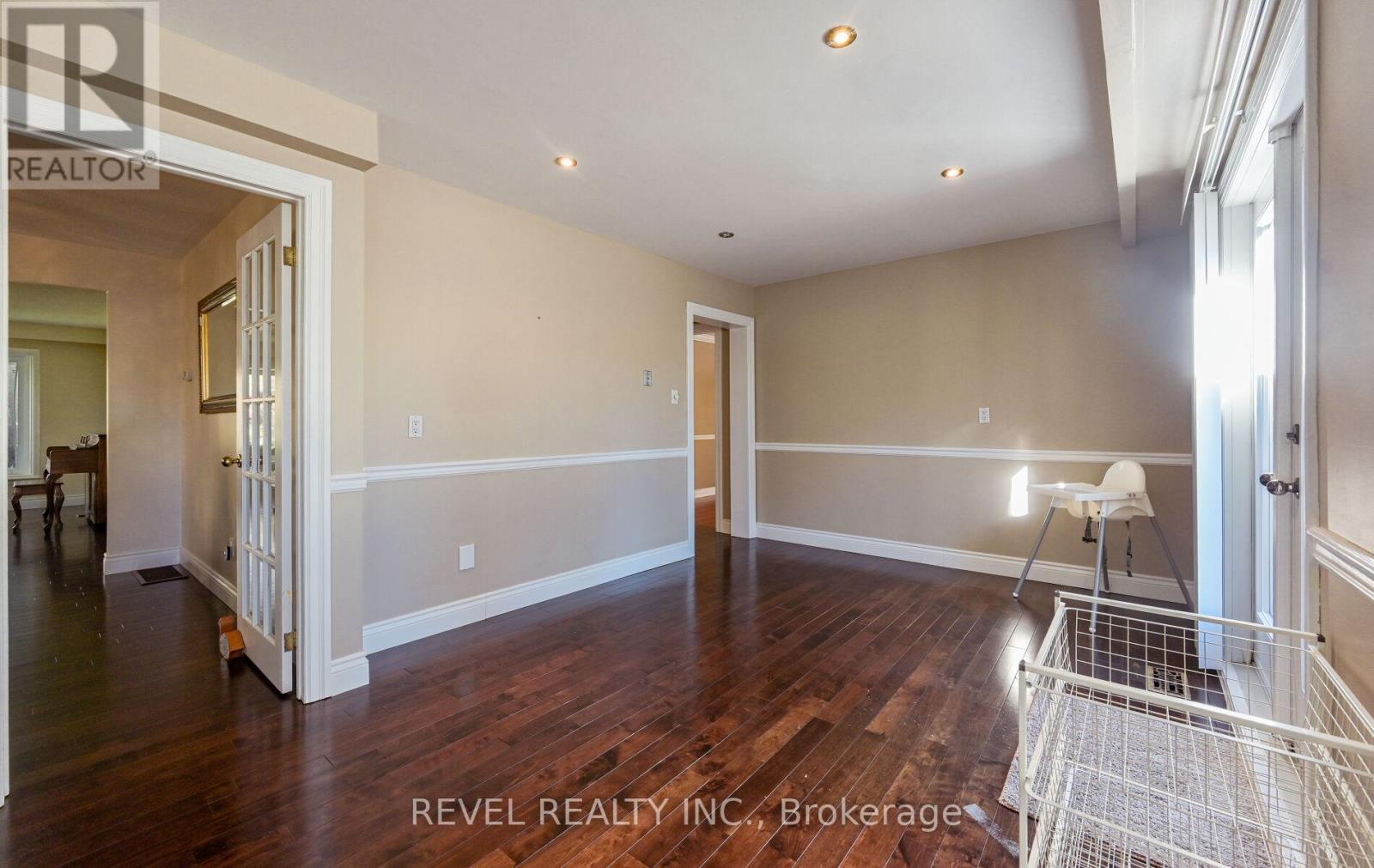 1034 Fredonia Drive, Mississauga, ON - Indoor Photo Showing Other Room