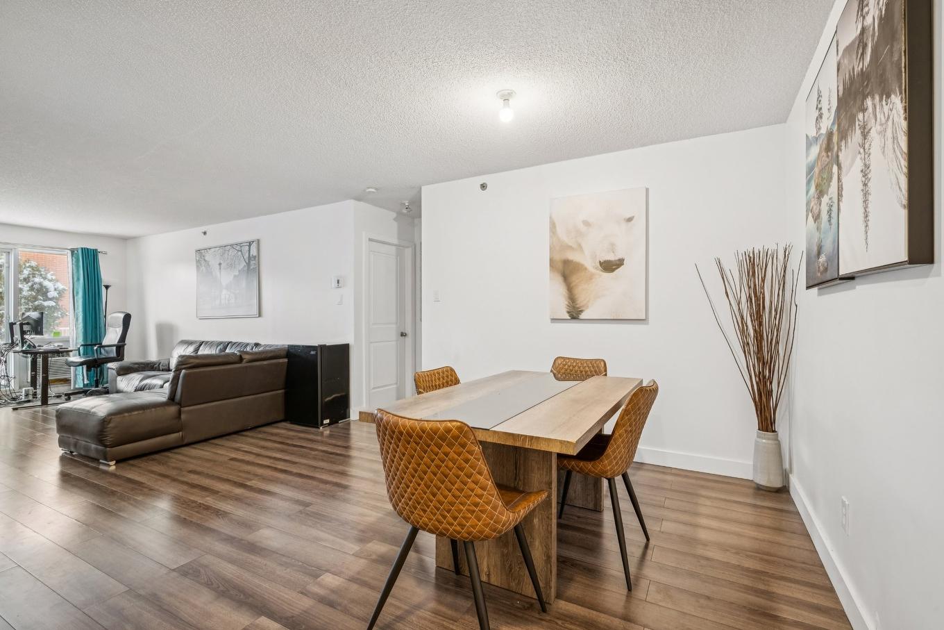 Dining room - 103-7050 27E Avenue, Montréal (Saint-Léonard), QC - Indoor Photo Showing Living Room