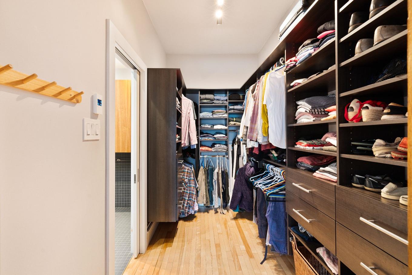 Penderie (Walk-in) - 4174 Av. De Melrose, Montréal (Côte-Des-Neiges/Notre-Dame-De-Grâce), QC - Indoor With Storage