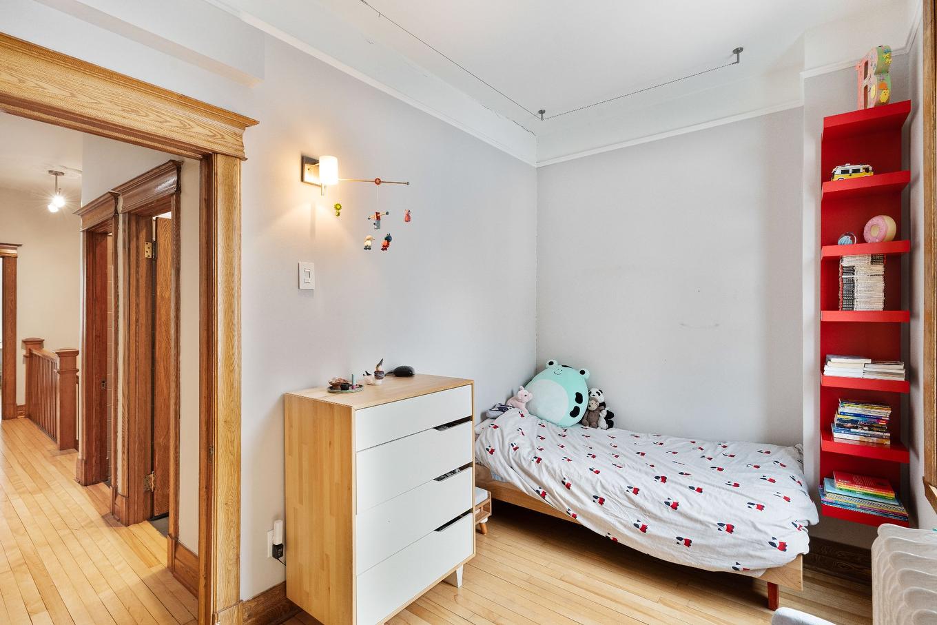 Chambre à coucher - 4174 Av. De Melrose, Montréal (Côte-Des-Neiges/Notre-Dame-De-Grâce), QC - Indoor Photo Showing Bedroom