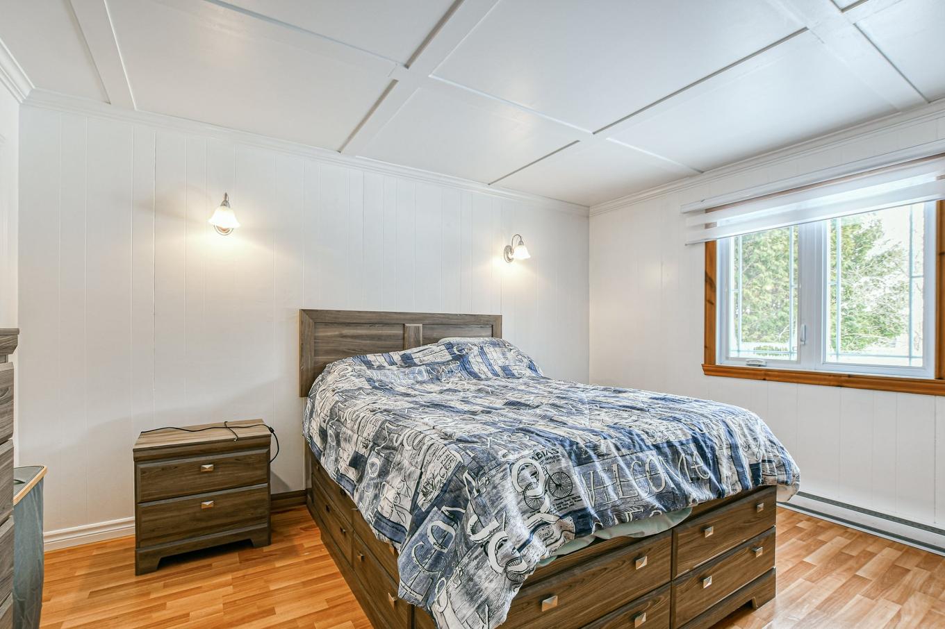 Chambre à coucher principale - 705 Rue Dufour, Mont-Tremblant, QC - Indoor Photo Showing Bedroom