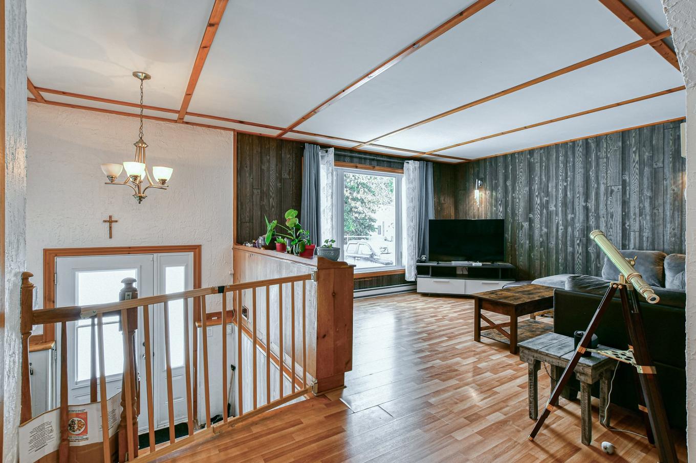 Vue d'ensemble - 705 Rue Dufour, Mont-Tremblant, QC - Indoor Photo Showing Other Room