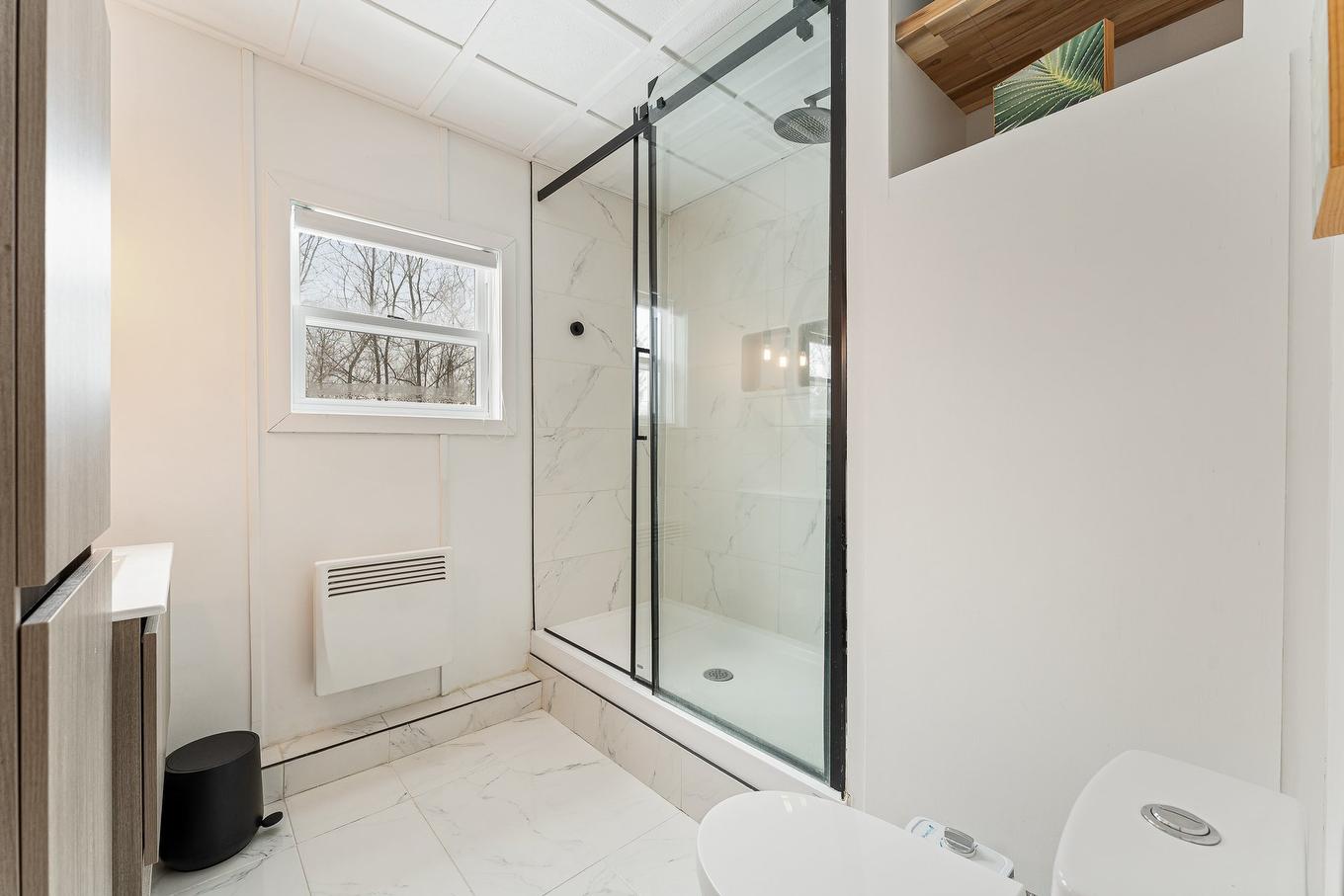 Salle de bains - 3 Rue Beauregard, Sutton, QC - Indoor Photo Showing Bathroom