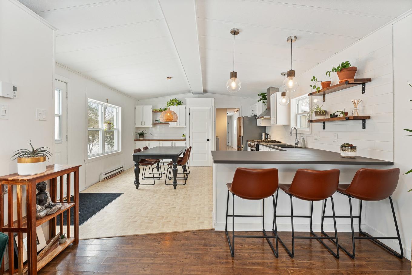 Cuisine - 3 Rue Beauregard, Sutton, QC - Indoor