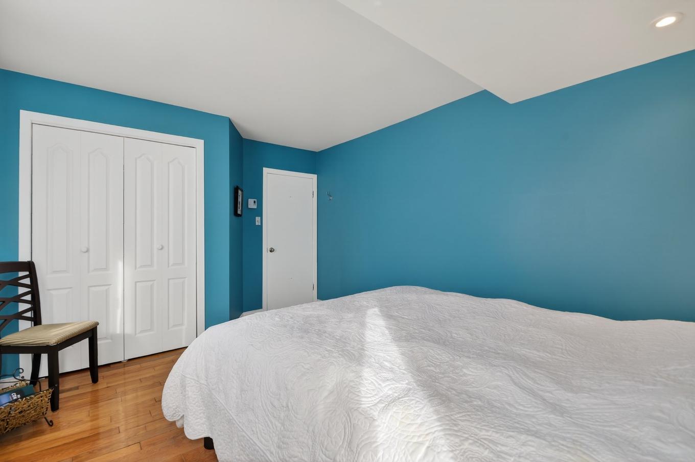 Chambre à coucher principale - 14 60E Avenue, Saint-Hippolyte, QC - Indoor Photo Showing Bedroom