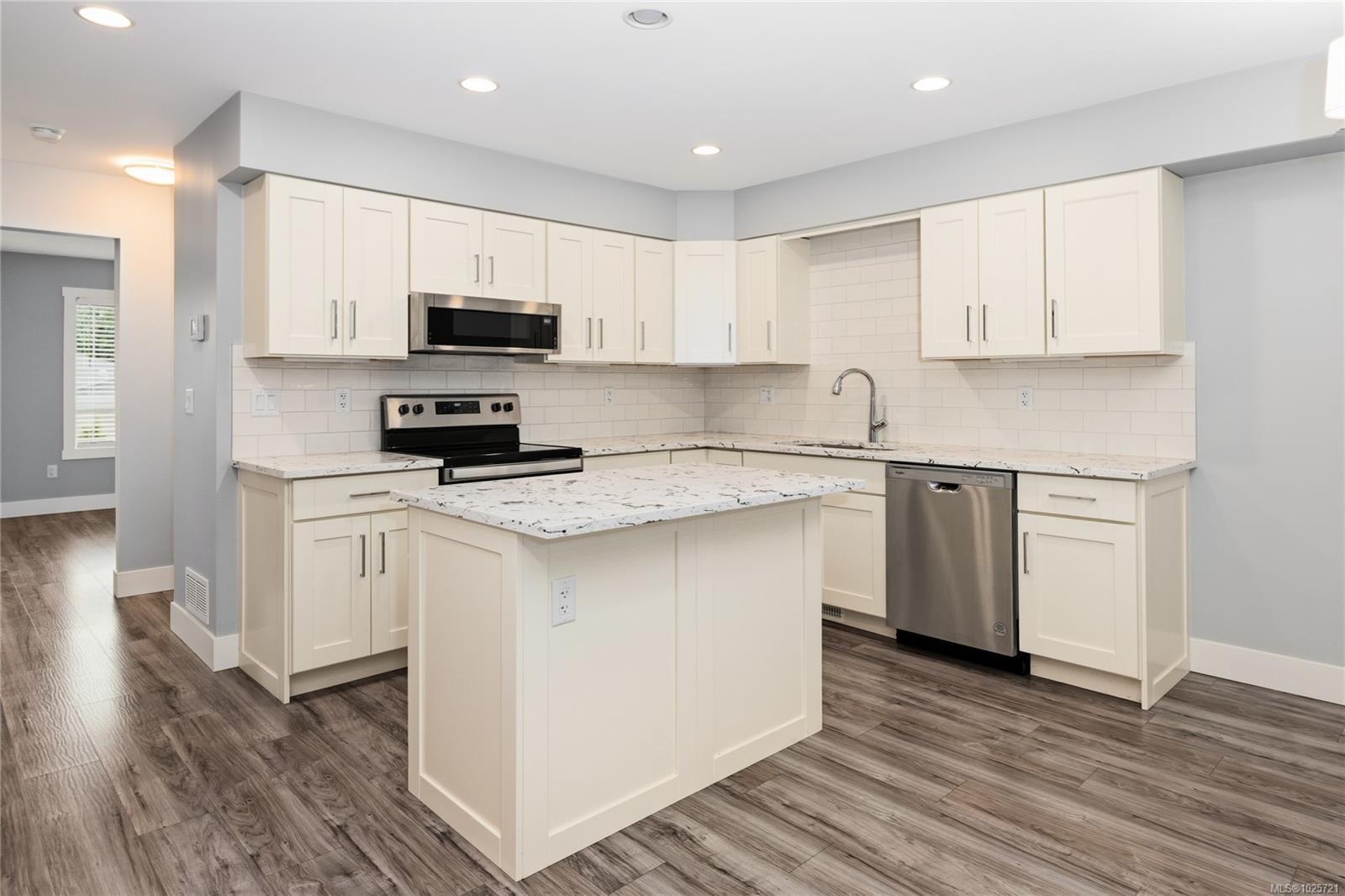 103-2899 River Rd, Chemainus, BC