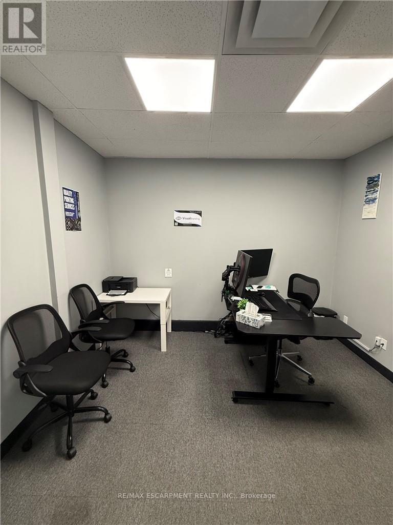 302 Brucedale Avenue, Hamilton, ON