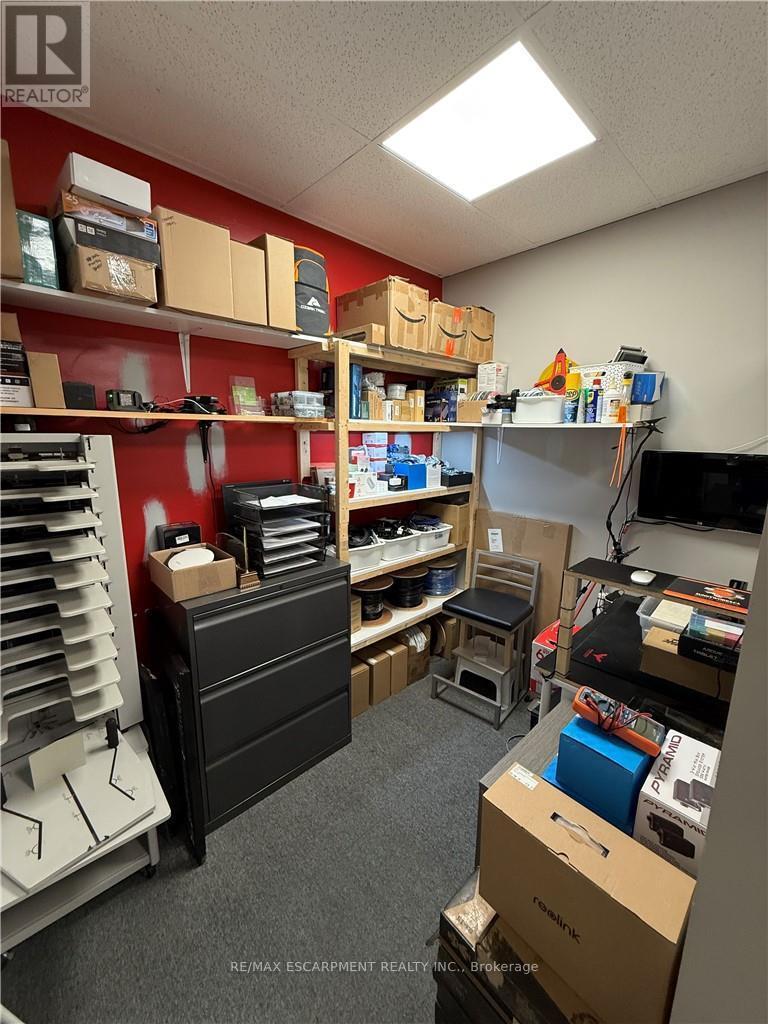 302 Brucedale Avenue, Hamilton, ON