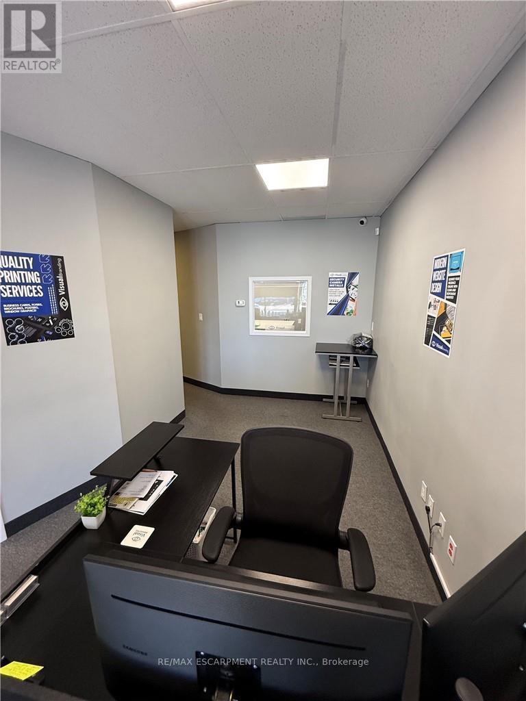 302 Brucedale Avenue, Hamilton, ON