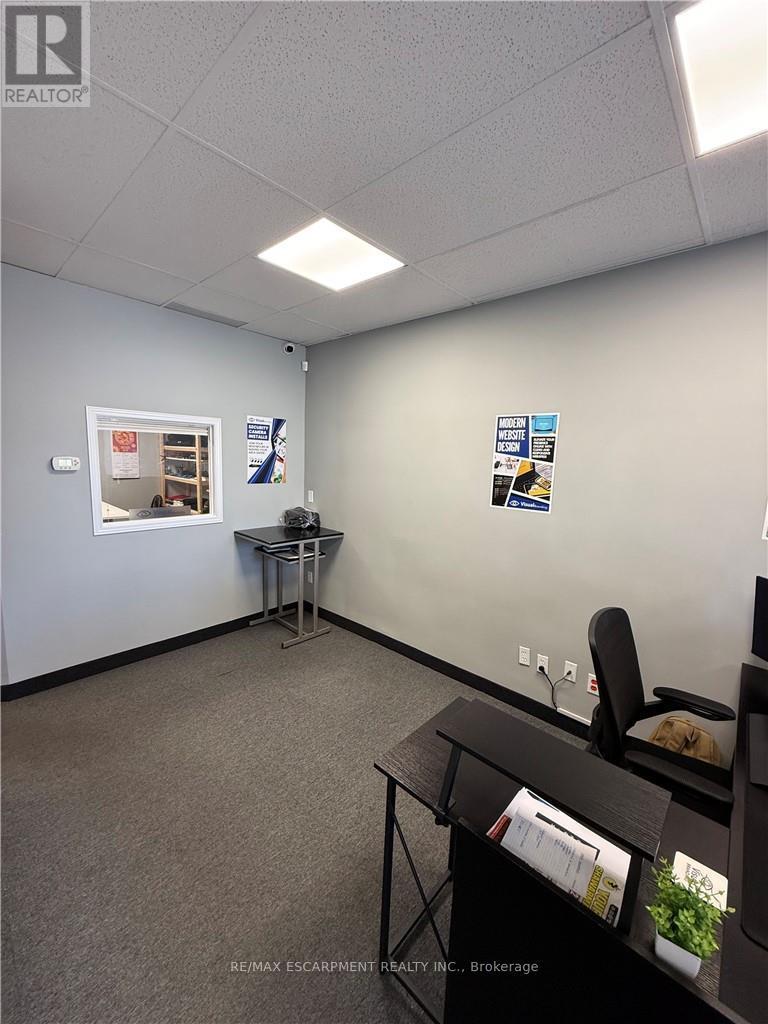 302 Brucedale Avenue, Hamilton, ON