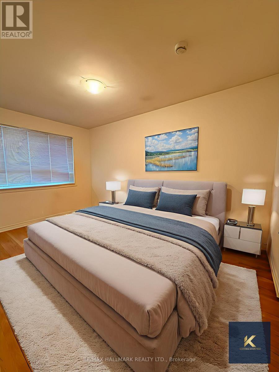 14 Alphonse Crescent, Mississauga, ON - Indoor Photo Showing Bedroom