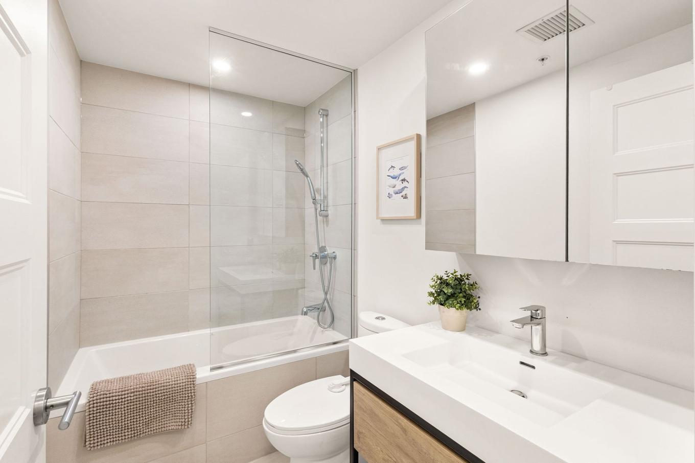 Salle de bains - 413-112 Ch. De La Pointe-Nord, Montréal (Verdun/Île-Des-Soeurs), QC - Indoor Photo Showing Bathroom