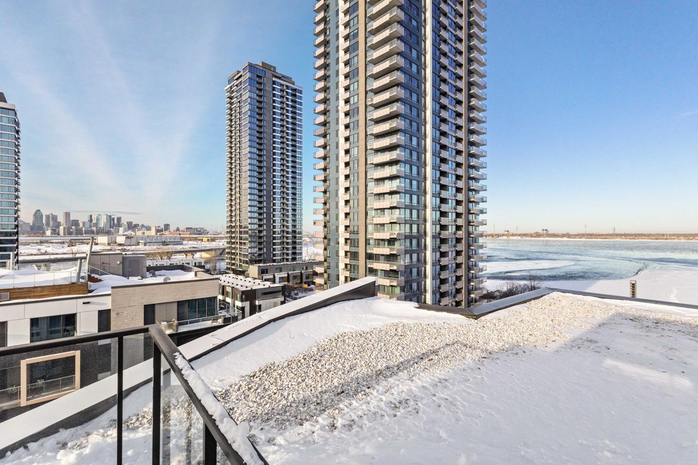 Vue - 413-112 Ch. De La Pointe-Nord, Montréal (Verdun/Île-Des-Soeurs), QC - Outdoor With Facade