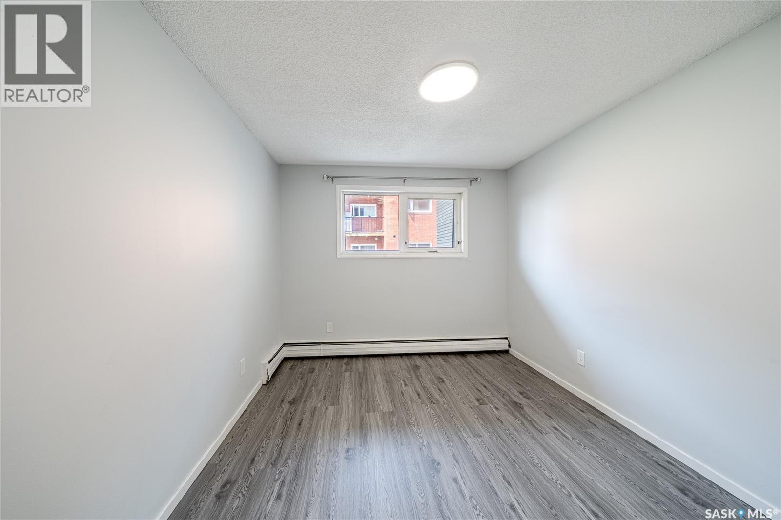 4 38 Spence Street, Regina, SK - Indoor Photo Showing Other Room