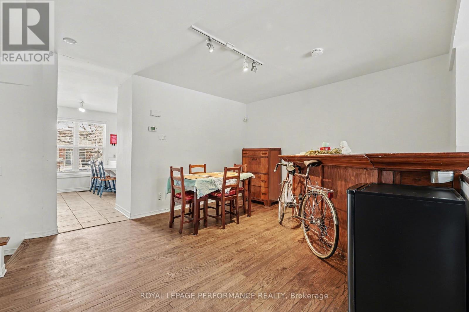Dining room - 157 Russell Avenue, Ottawa, ON - Indoor