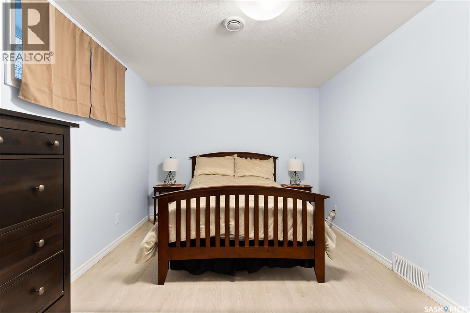 4613 Hames Crescent, Regina, SK - Indoor Photo Showing Bedroom