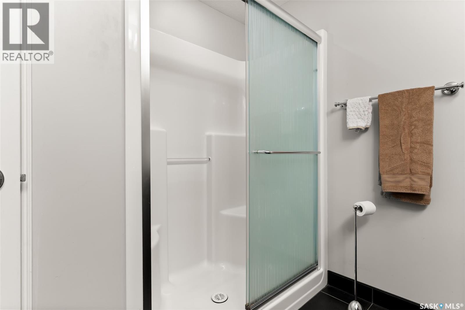 4613 Hames Crescent, Regina, SK - Indoor Photo Showing Bathroom