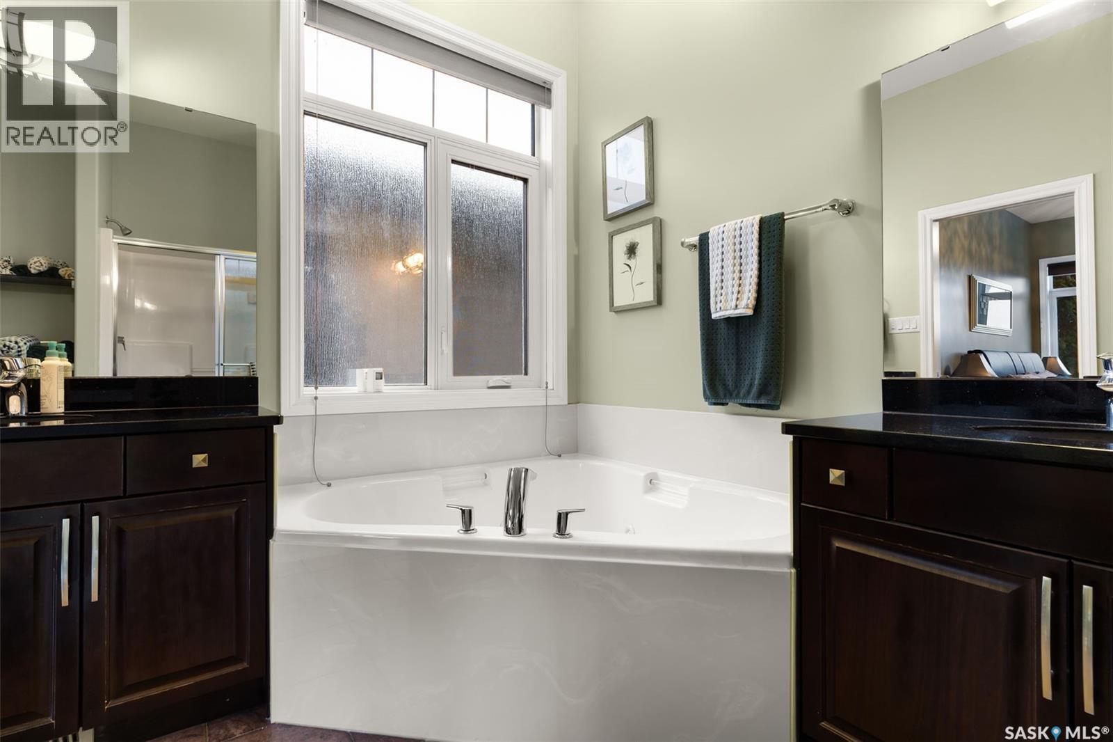 4613 Hames Crescent, Regina, SK - Indoor Photo Showing Bathroom