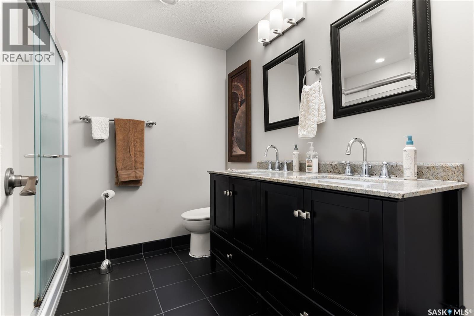 4613 Hames Crescent, Regina, SK - Indoor Photo Showing Bathroom